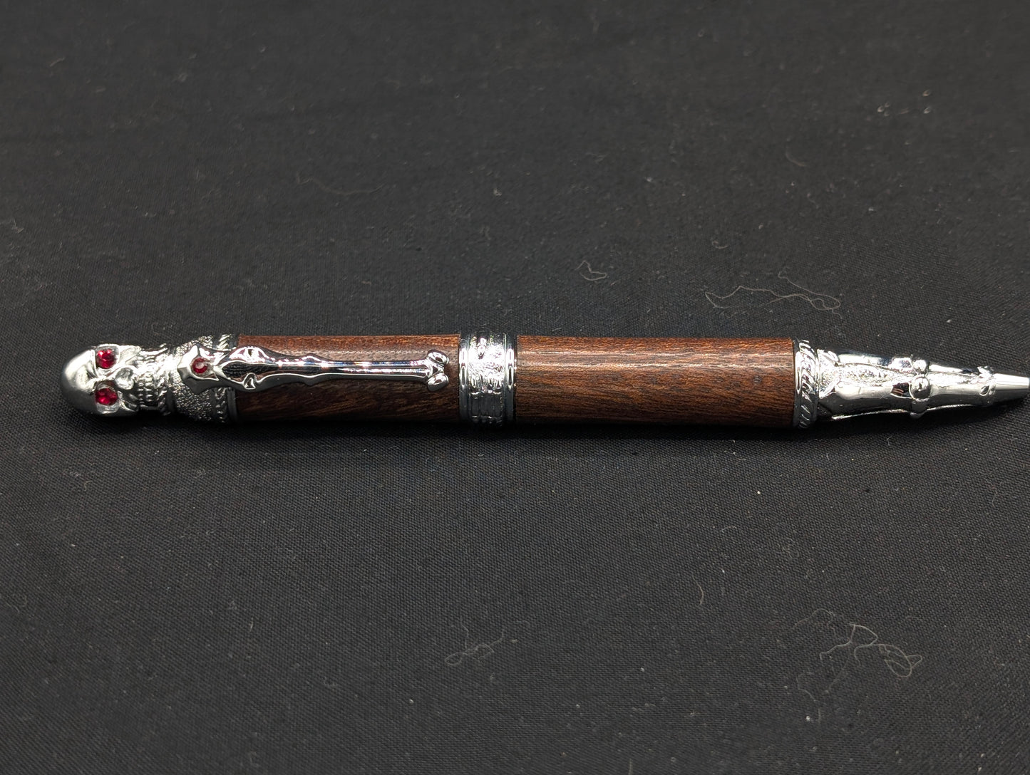 Skull Pen in Mahogany